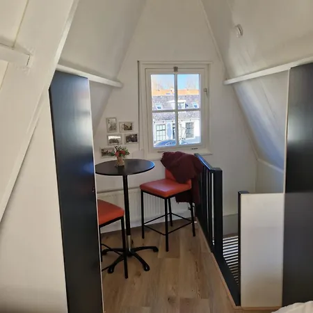Apartment De Punt